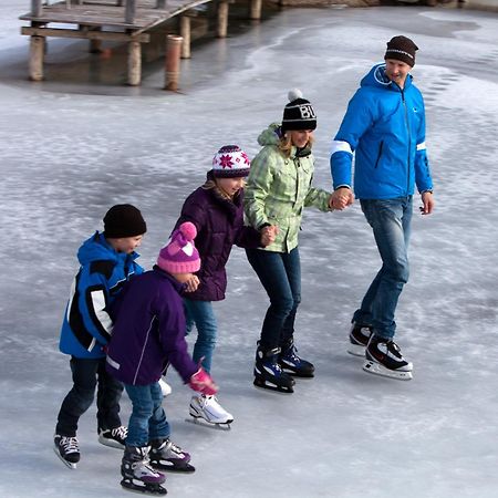 Familienhotel Petschnighof Diex Exteriör bild