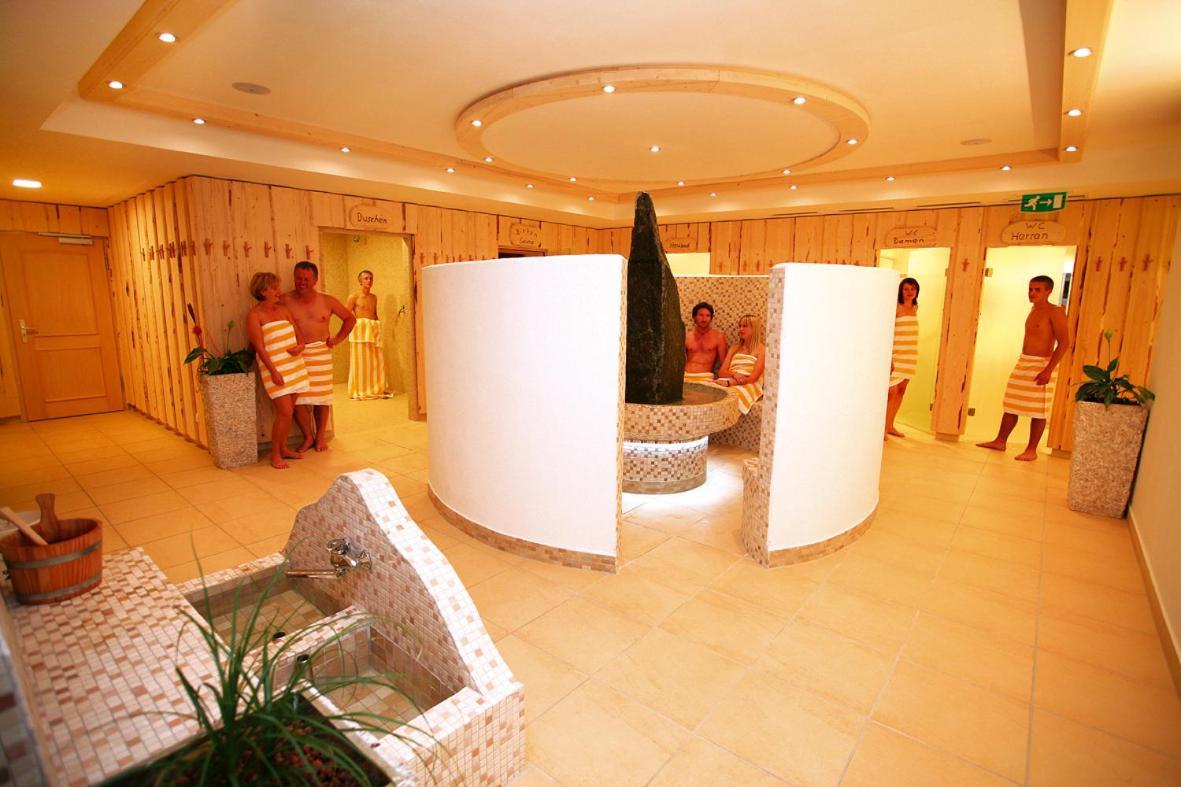 Familienhotel Petschnighof Diex Exteriör bild